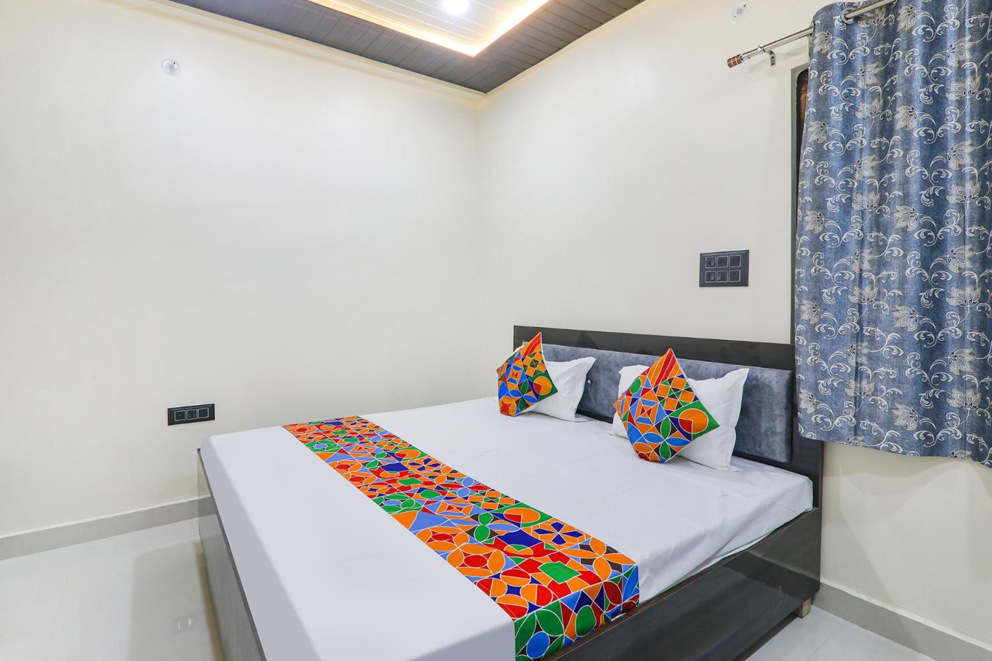 Fabexpress Awadh Inn - 400M From Shri Ram Janam Bhumi Ayodhya Exterior photo