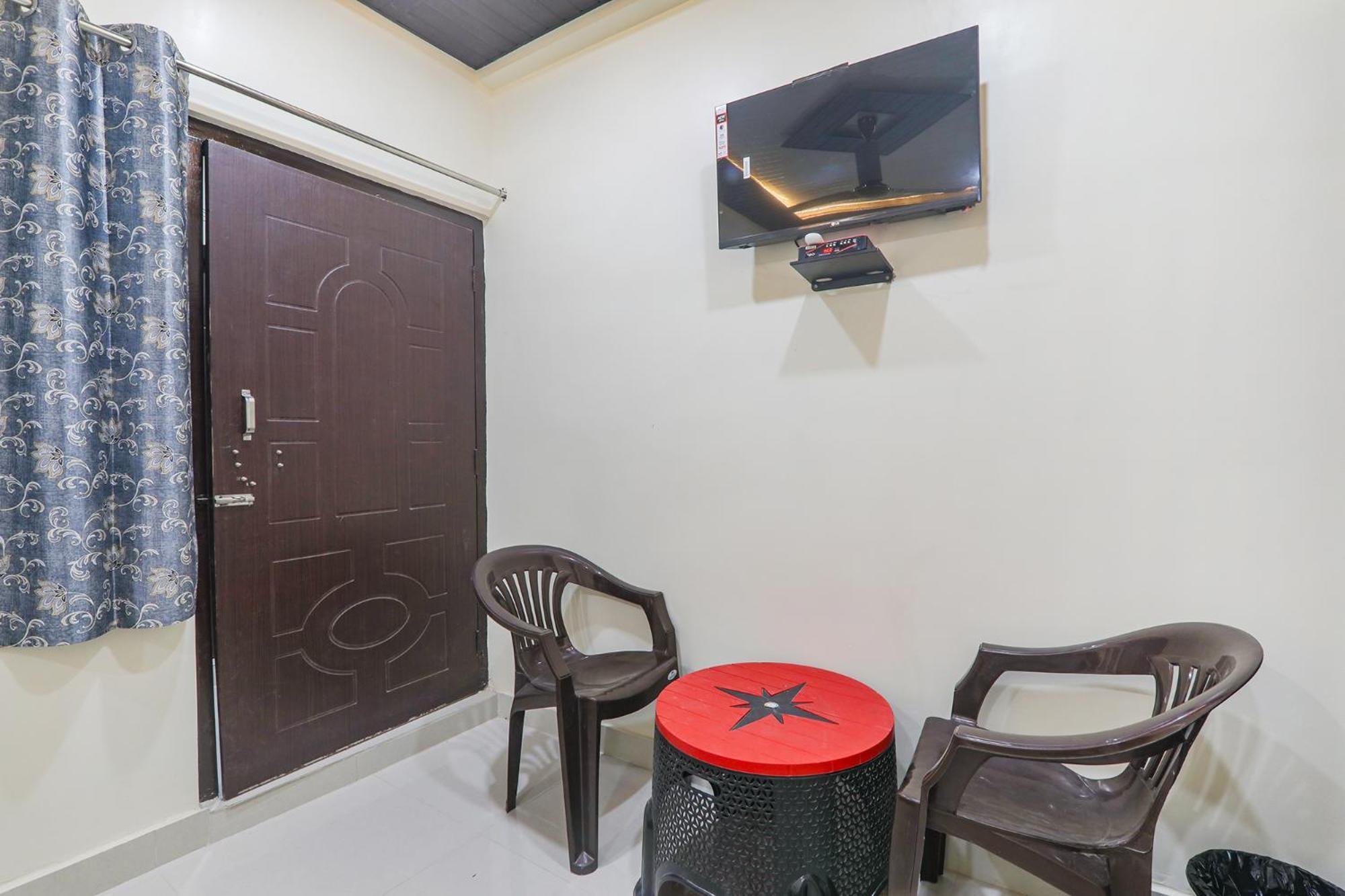 Fabexpress Awadh Inn - 400M From Shri Ram Janam Bhumi Ayodhya Exterior photo