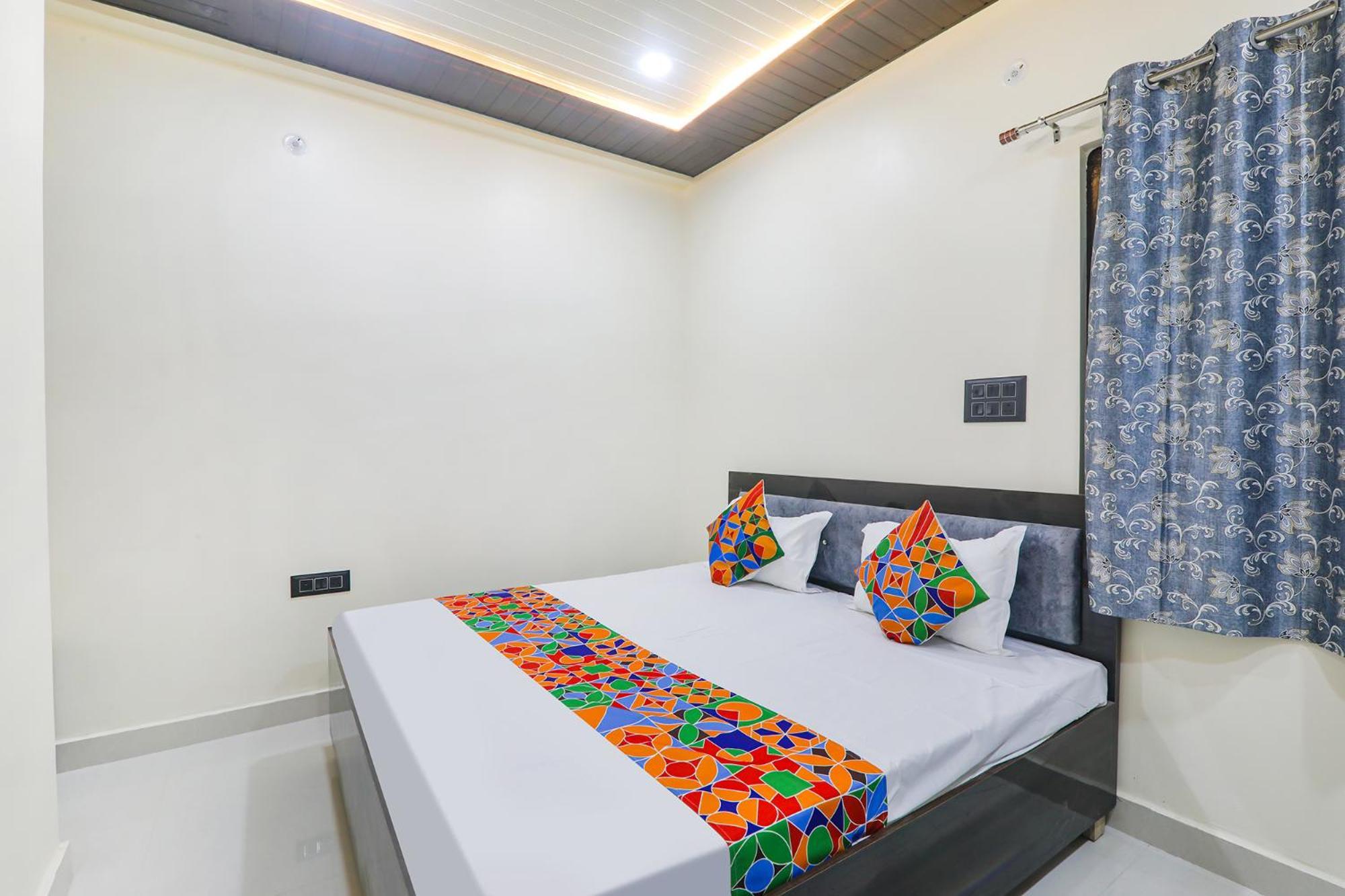 Fabexpress Awadh Inn - 400M From Shri Ram Janam Bhumi Ayodhya Exterior photo